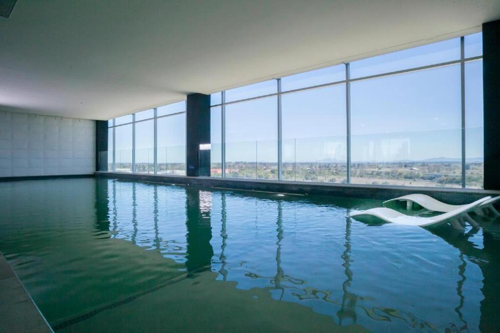 MDS Hotel Chillán Buitenkant foto The pool at the Ritz-Carlton, Perth