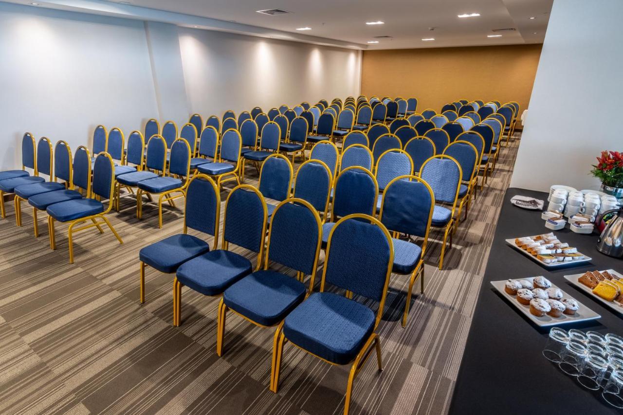 MDS Hotel Chillán Buitenkant foto Meeting room